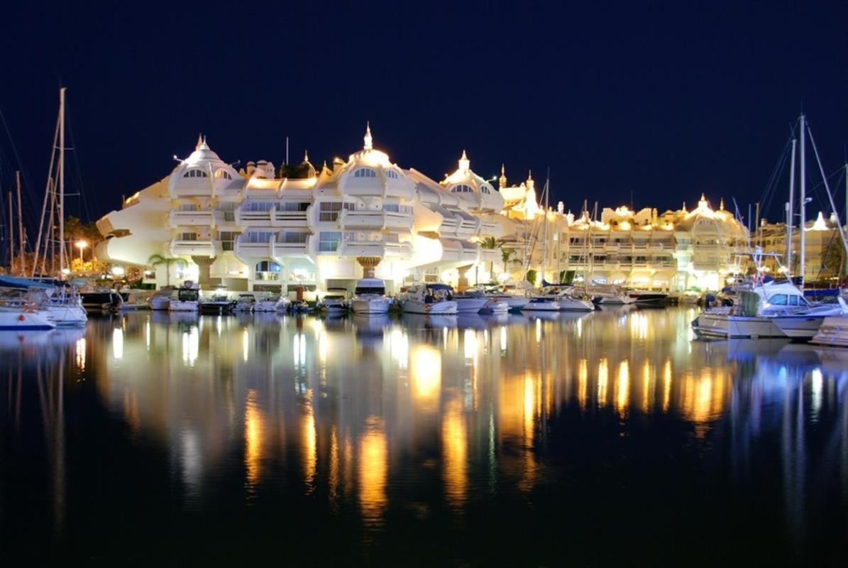 Apartment In Puerto Marina With Beautiful Views Of The Sea And The Boats 베날마데나코스타 외부 사진